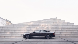 S90