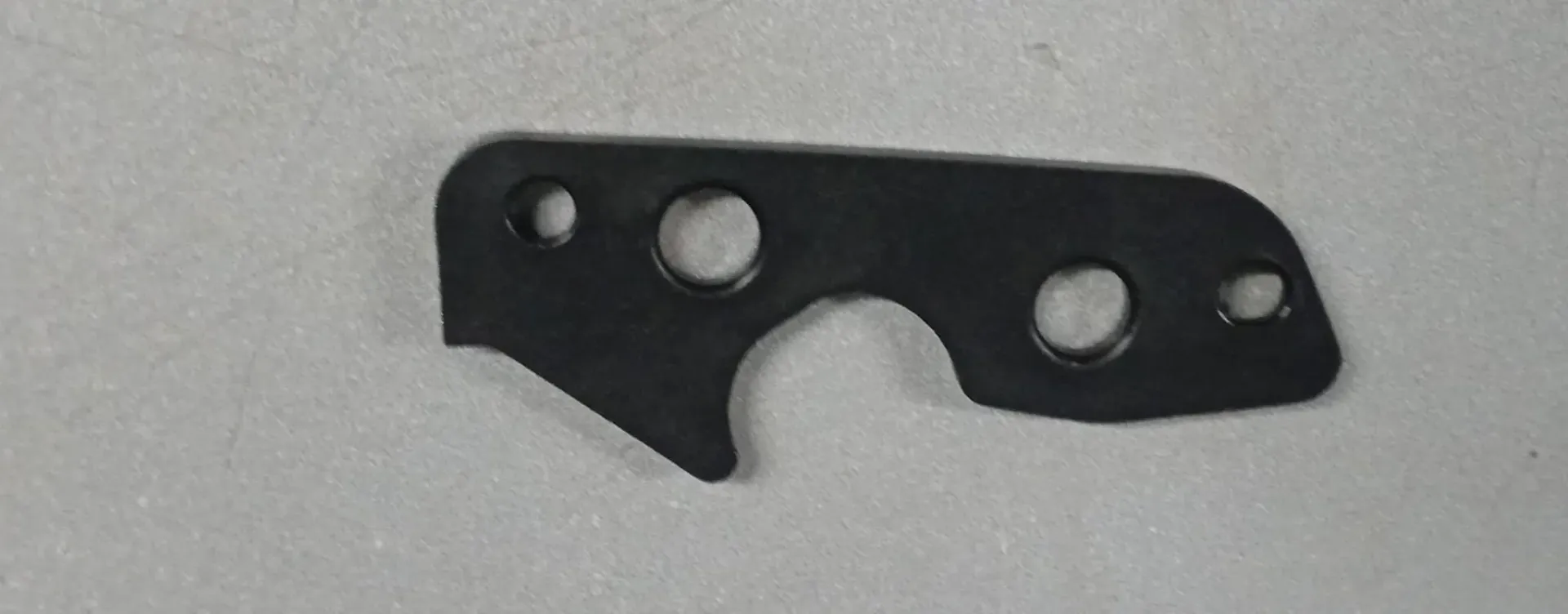 3T5867378  9B9 TUTUCU,BAGAJ TABLA İÇ SAĞ