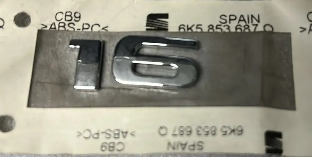 6K5853687Q 739 MODEL YAZISI