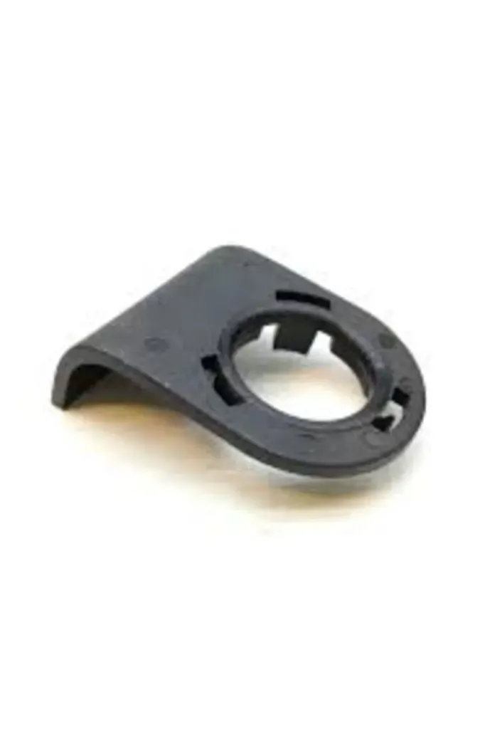 6U0823369 PLASTİK,MOT.KAPUT DEMİRİ*