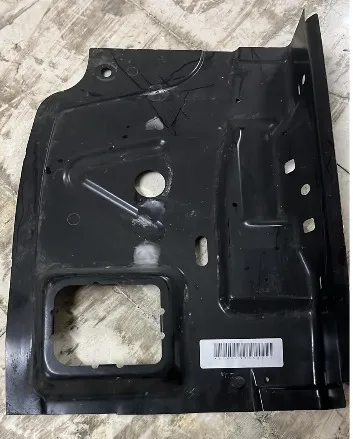 6Y6813305A** SV-A167-SAC,PANEL ARKA